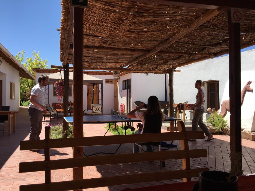 La Casa Del Pueblo Hostal Сан Педро де Атакама Екстериор снимка