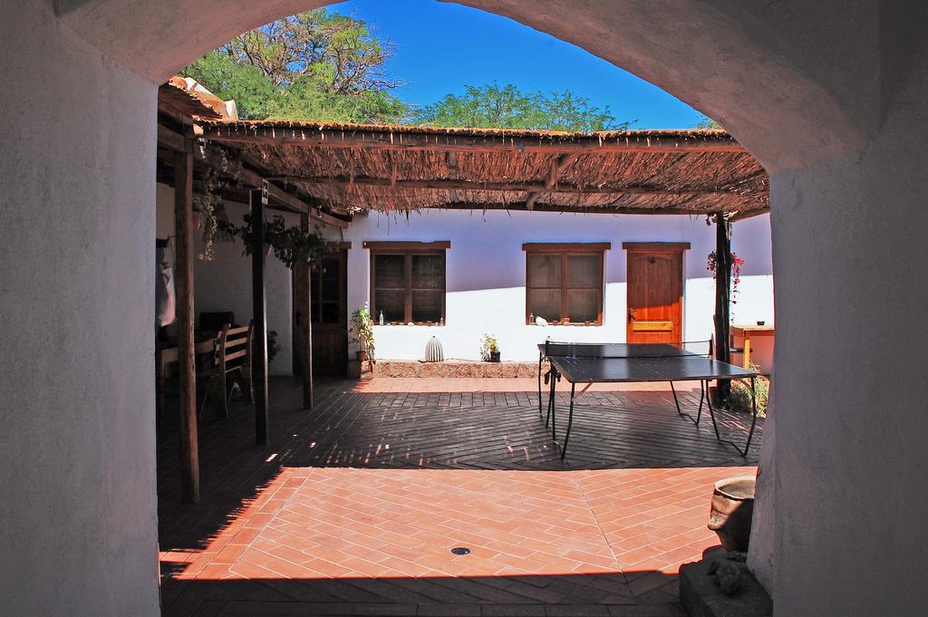 La Casa Del Pueblo Hostal Сан Педро де Атакама Екстериор снимка