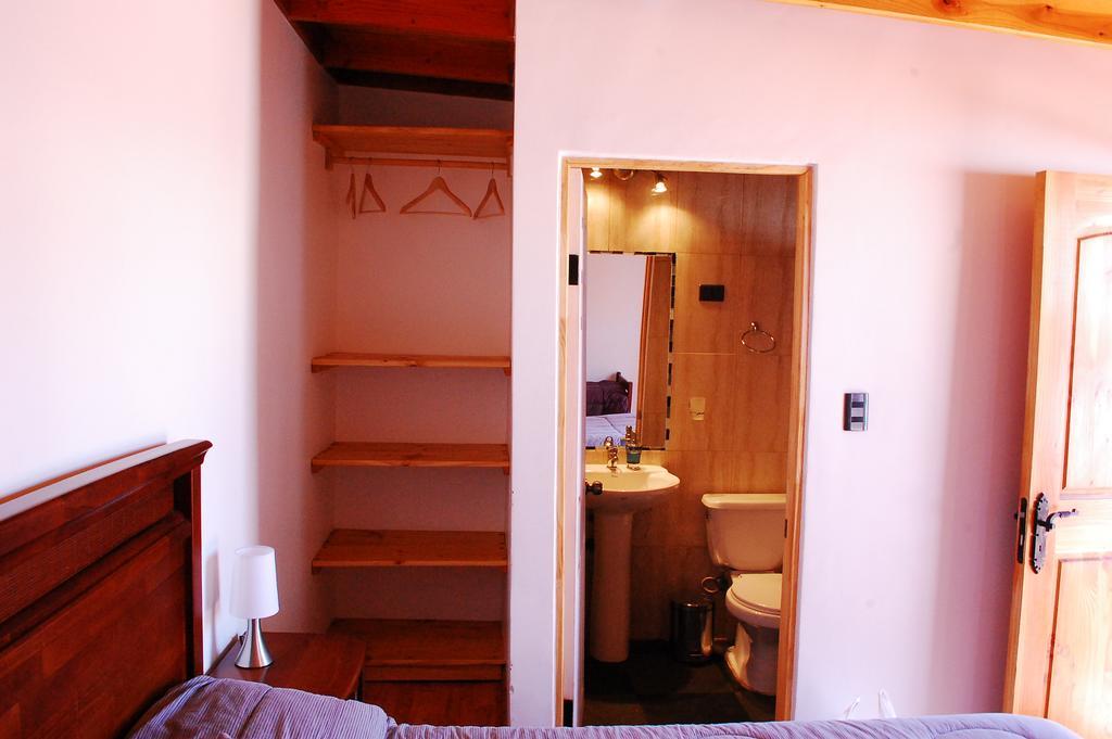 La Casa Del Pueblo Hostal Сан Педро де Атакама Стая снимка