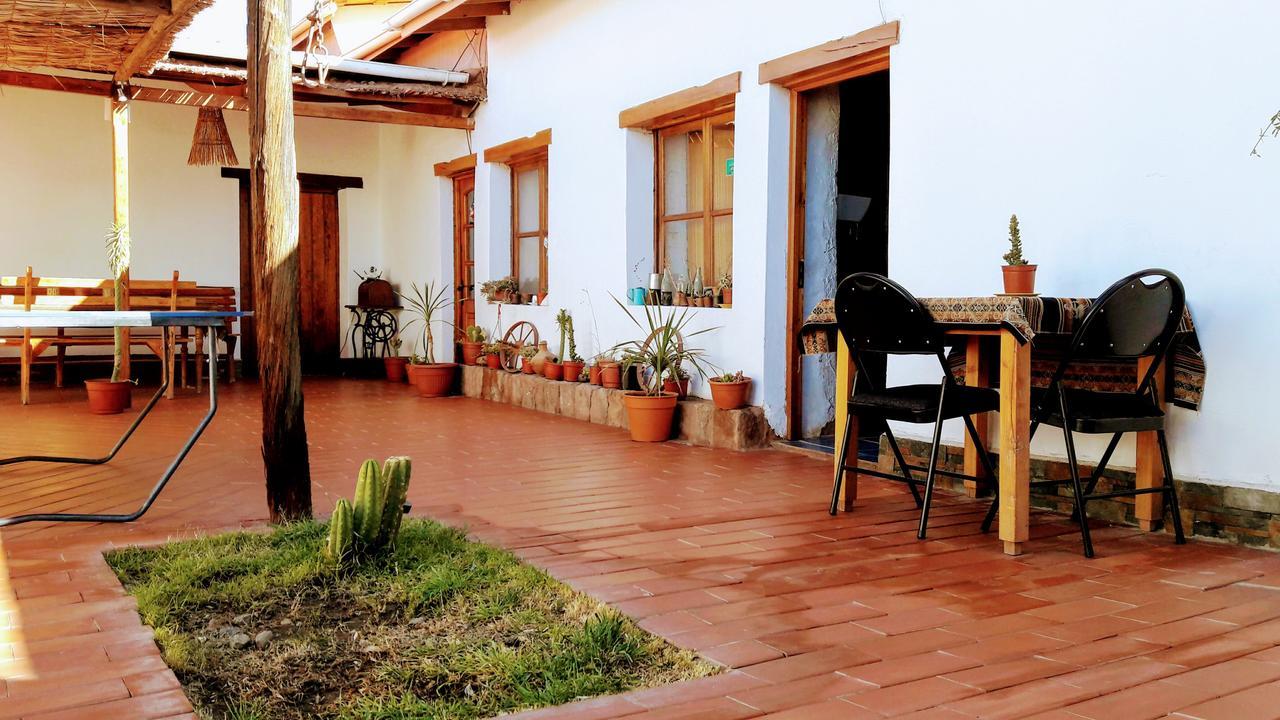 La Casa Del Pueblo Hostal Сан Педро де Атакама Екстериор снимка